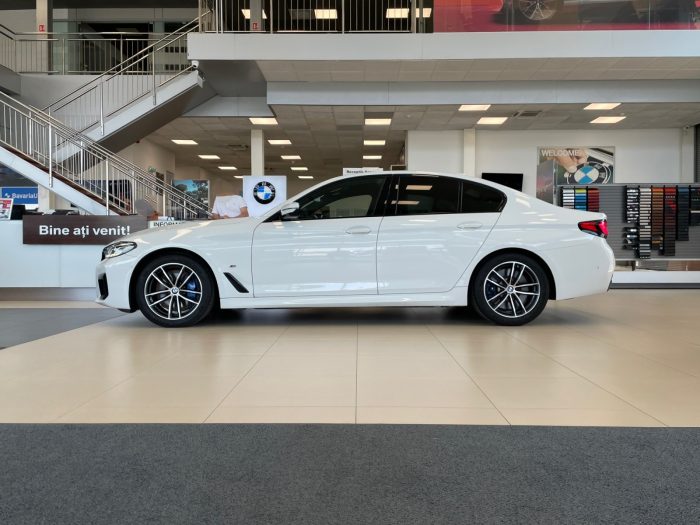 BMW Seria 5, 540I XDRIVE, 2022, 68100 km