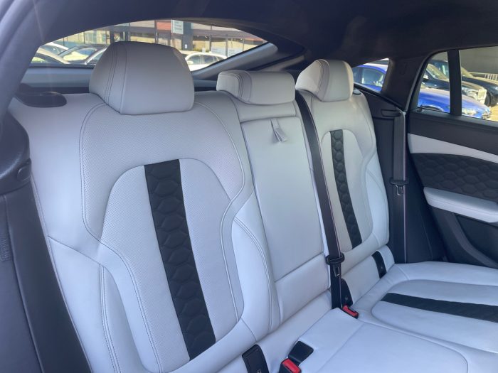 BMW M Power, X6 M COMPETITION, 2021, 53376 km