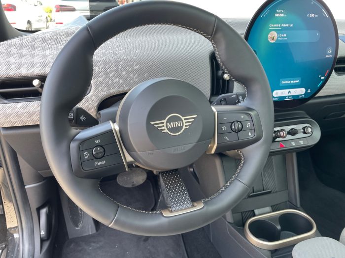 MINI Cooper C, COOPER C, 2024, 4568 km