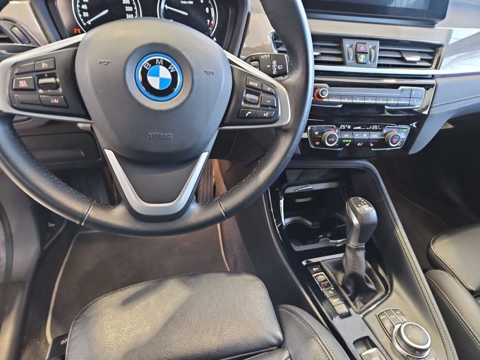 BMW X1, X1 XDRIVE25E, 2022, 81638 km