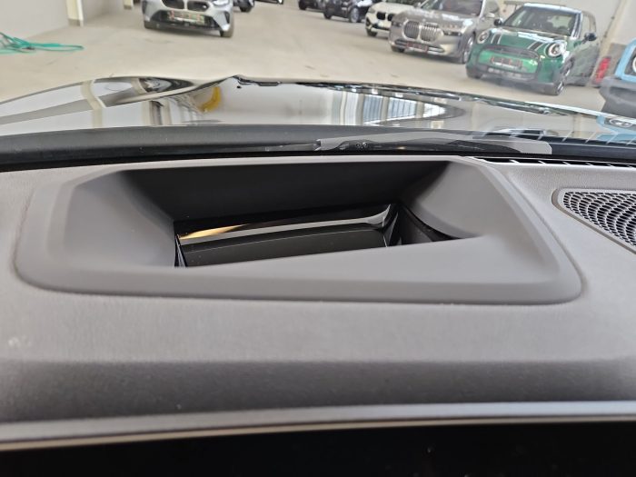 BMW Seria 3, 320I, 2024, 24892 km