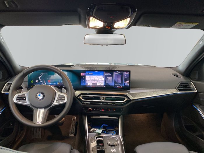 BMW Seria 3, 330I, 2024, 22146 km