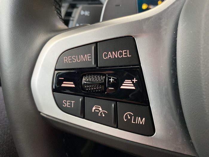 BMW Seria 3, 330I, 2024, 22146 km