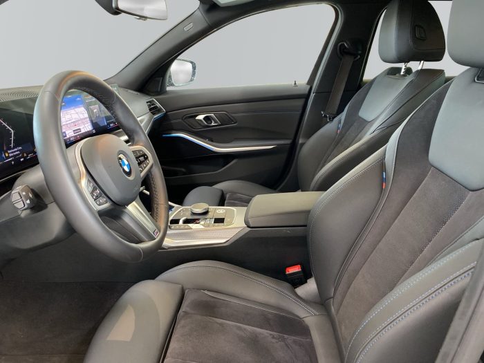 BMW Seria 3, 330I, 2024, 22146 km