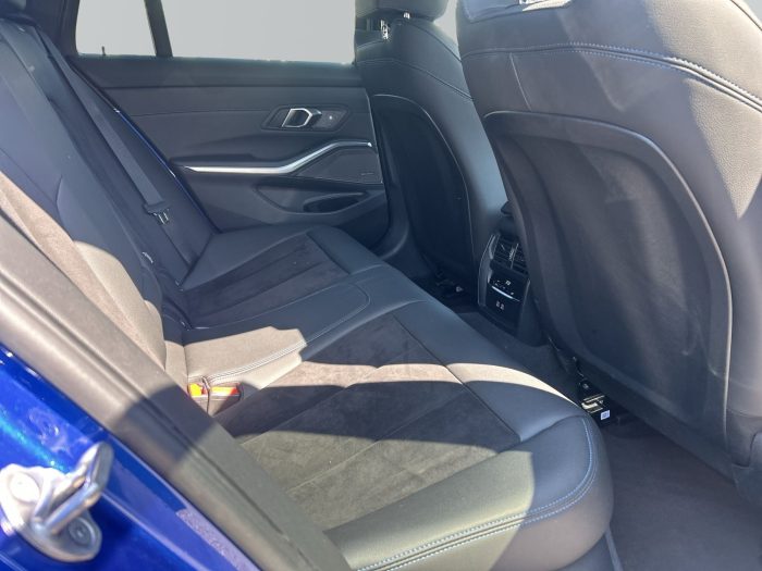 BMW Seria 3, 330E, 2024, 27575 km