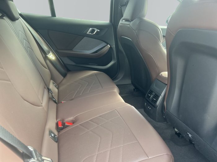 BMW Seria 1, 120D, 2024, 24471 km