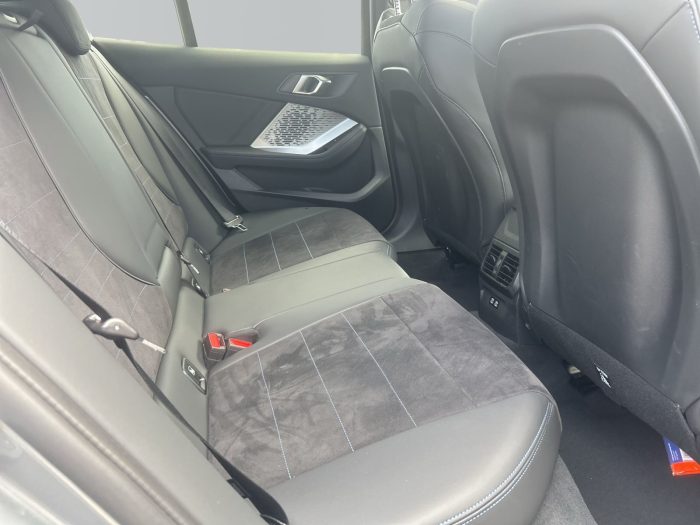 BMW Seria 1, 118D, 2024, 24850 km