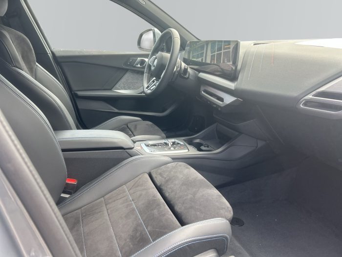 BMW Seria 1, 118D, 2024, 24850 km