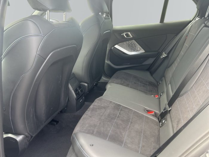 BMW Seria 1, 118D, 2024, 24850 km