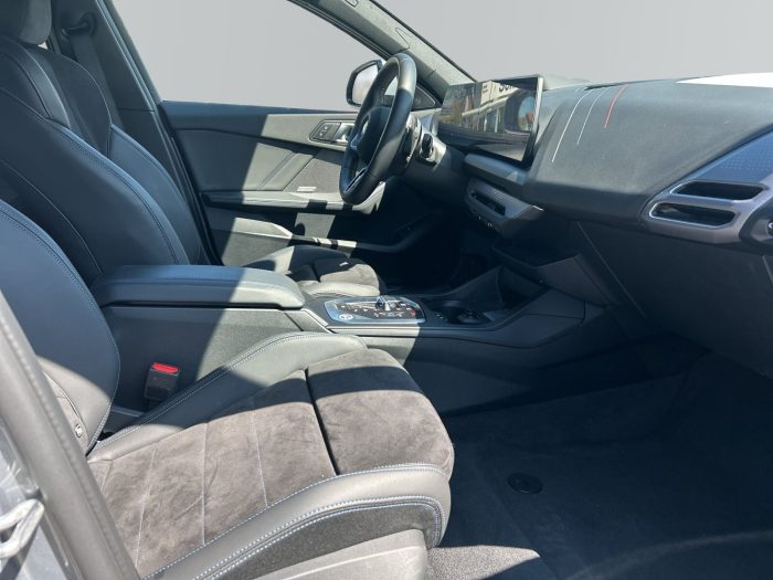 BMW Seria 1, 120D, 2024, 24863 km