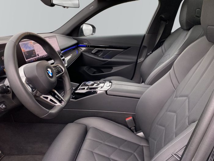 BMW Seria 5, 520D XDRIVE, 2024, 29130 km