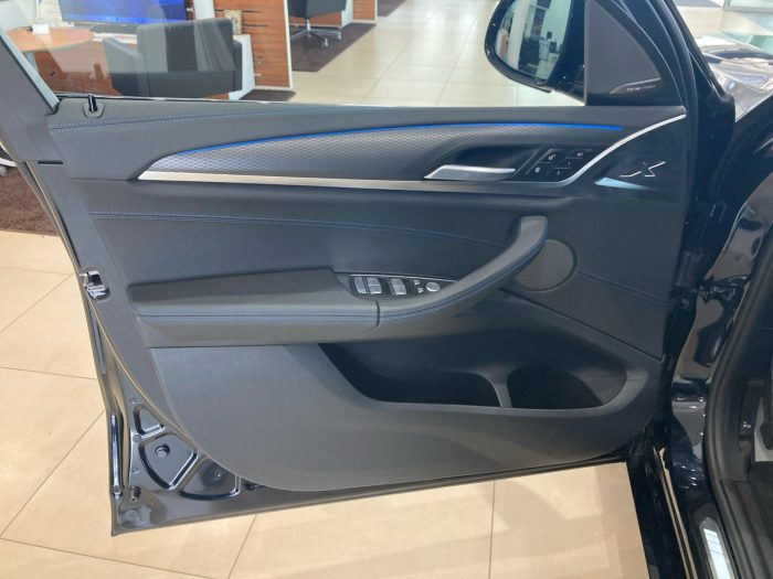 BMW IX3, IX3, 2024, 4878 km