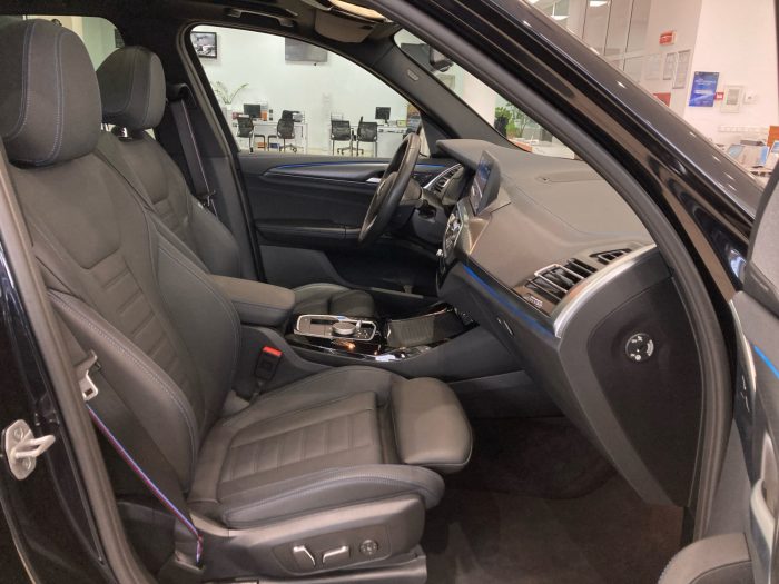 BMW IX3, IX3, 2024, 4878 km