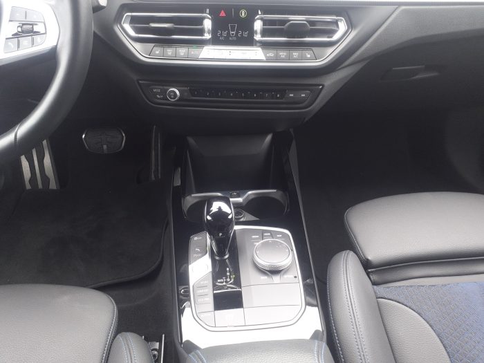 BMW Seria 1, 118D, 2023, 21700 km