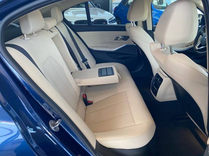 BMW Seria 3, 318I, 2024, 8171 km