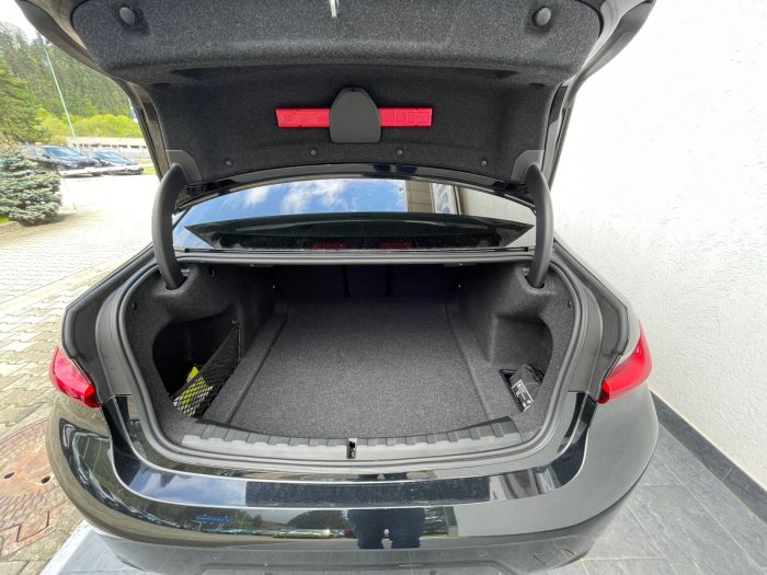 BMW Seria 3, 320D XDRIVE, 2024, 8801 km