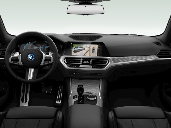 BMW Seria 3, 320E, 2022, 82331 km