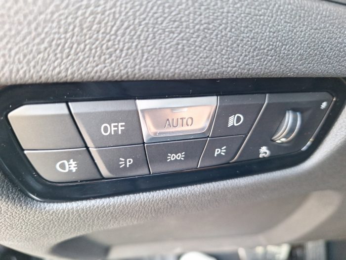 BMW Seria 3, 320I XDRIVE, 2024, 10400 km