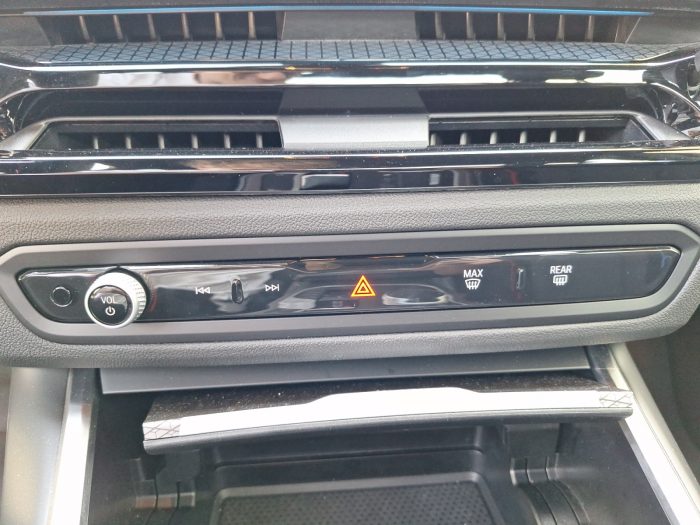 BMW Seria 3, 320I XDRIVE, 2024, 10400 km
