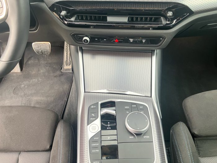 BMW Seria 3, 320I XDRIVE, 2024, 13800 km