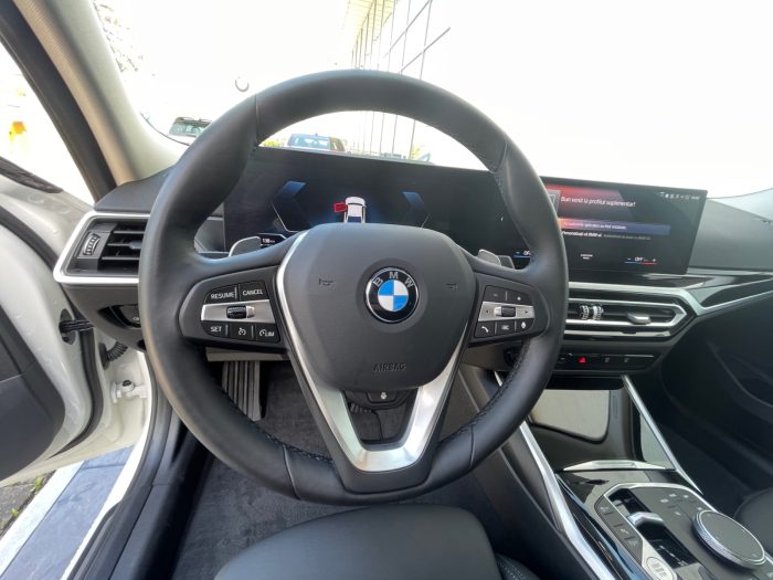 BMW Seria 3, 320I XDRIVE, 2024, 17043 km