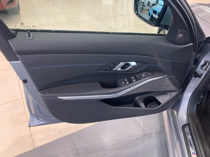 BMW Seria 3, 320I XDRIVE, 2024, 8505 km