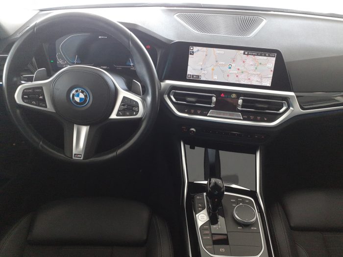 BMW Seria 3, 330E TOURING, 2021, 71100 km
