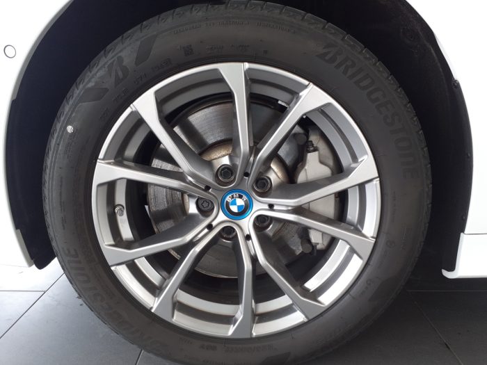 BMW Seria 3, 330E TOURING, 2021, 71100 km