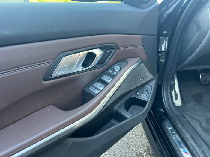 BMW Seria 3, 330E XDRIVE, 2022, 87100 km