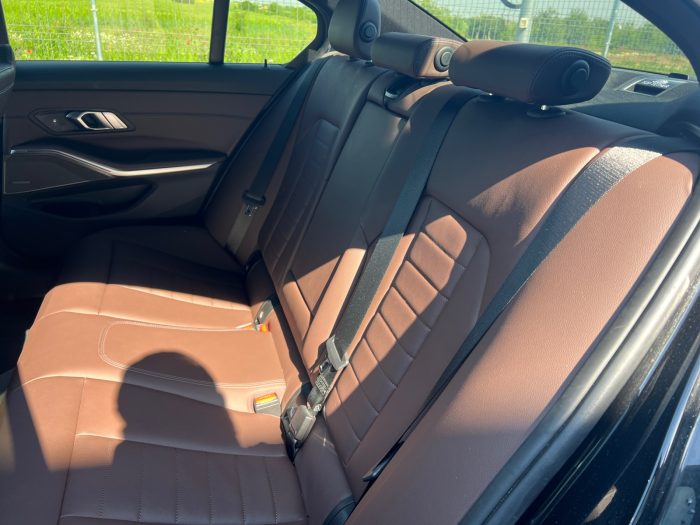 BMW Seria 3, 330E XDRIVE, 2022, 87100 km