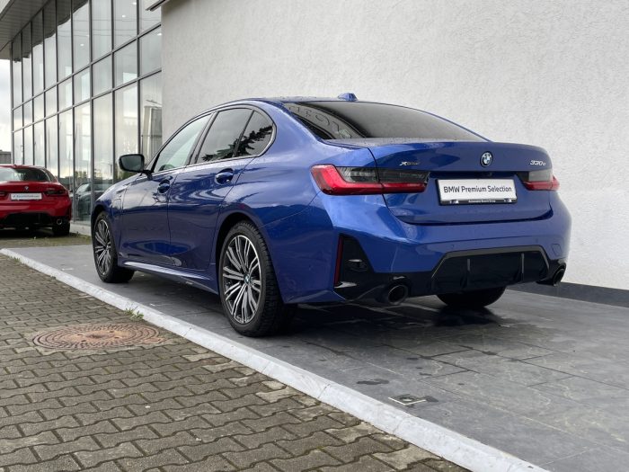 BMW Seria 3, 330E XDRIVE, 2024, 14407 km
