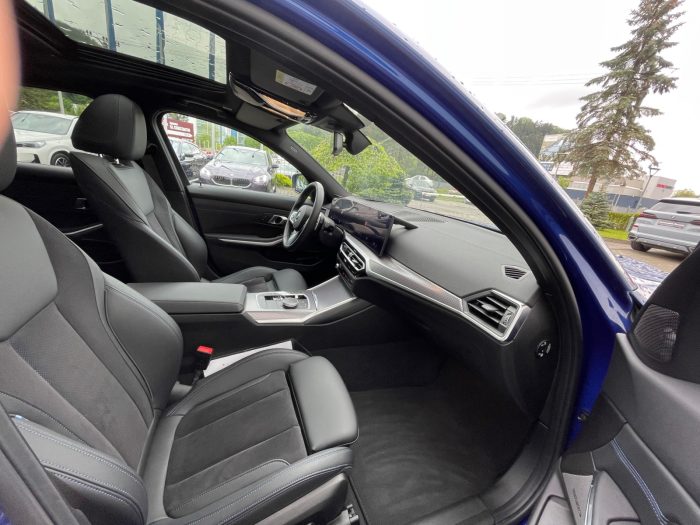BMW Seria 3, 330E XDRIVE, 2024, 14407 km