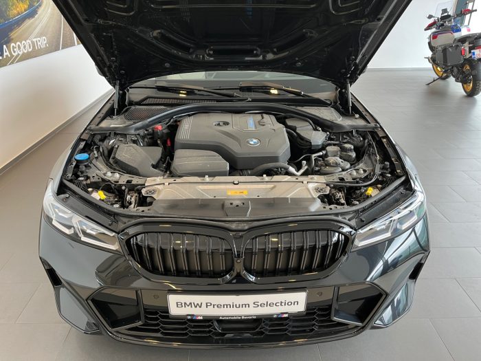 BMW Seria 3, 330E XDRIVE, 2024, 9664 km