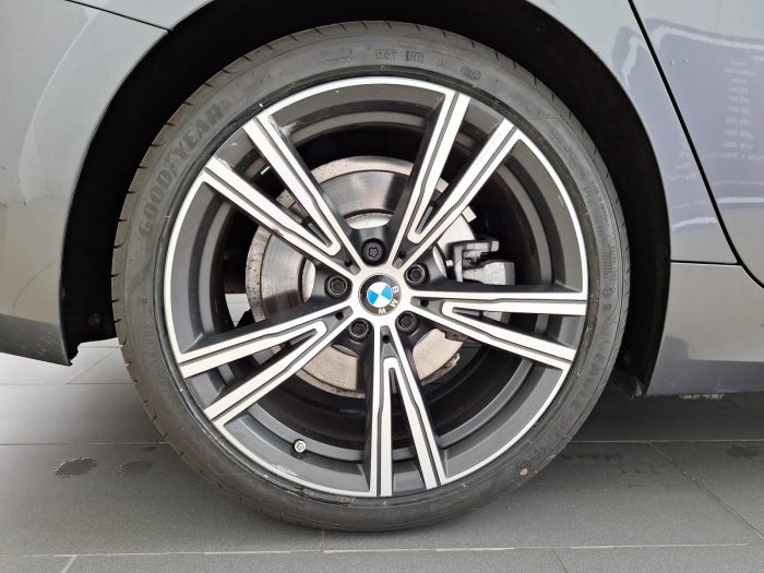 BMW Seria 3, 330E, 2020, 62600 km