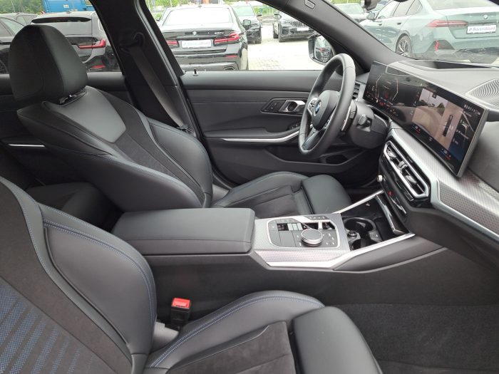 BMW Seria 3, 330I XDRIVE, 2024, 5814 km