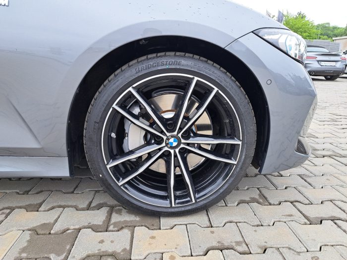 BMW Seria 3, 330I XDRIVE, 2024, 5814 km