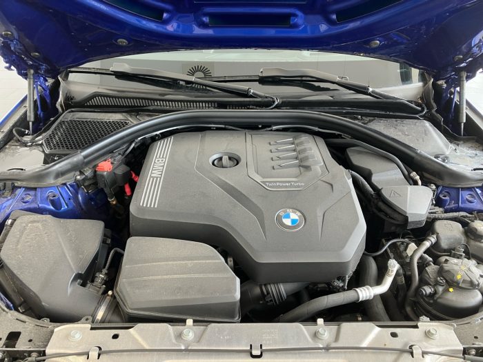 BMW Seria 3, 330I XDRIVE, 2024, 9004 km