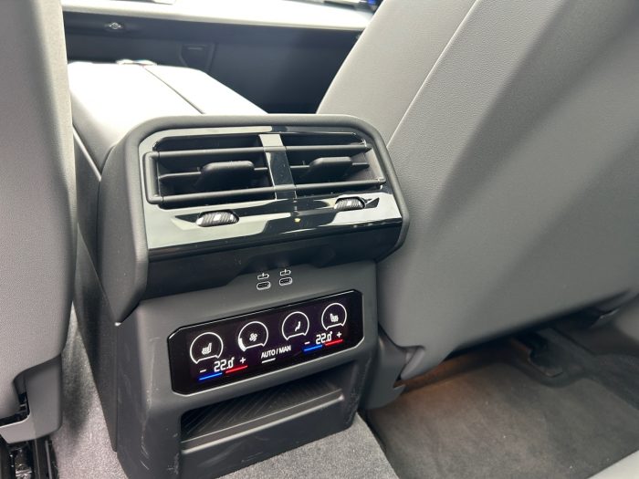 BMW Seria 5, 520D XDRIVE TOURING, 2024, 11049 km