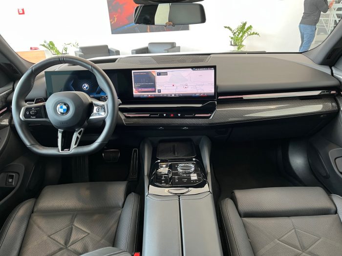 BMW Seria 5, 520D XDRIVE TOURING, 2024, 17216 km