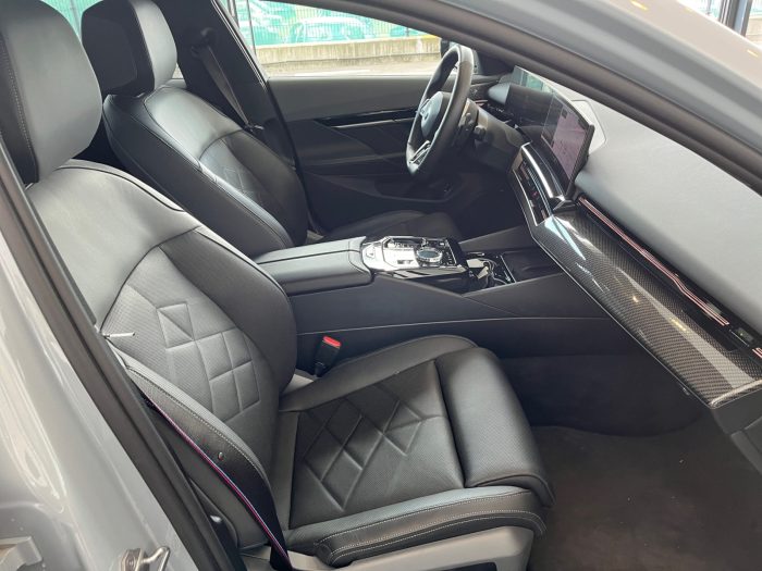 BMW Seria 5, 520D XDRIVE TOURING, 2024, 17216 km