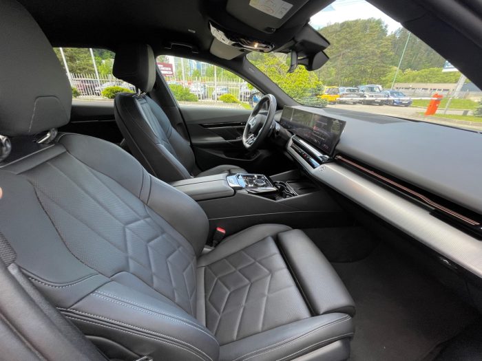 BMW Seria 5, 520D XDRIVE, 2024, 15900 km