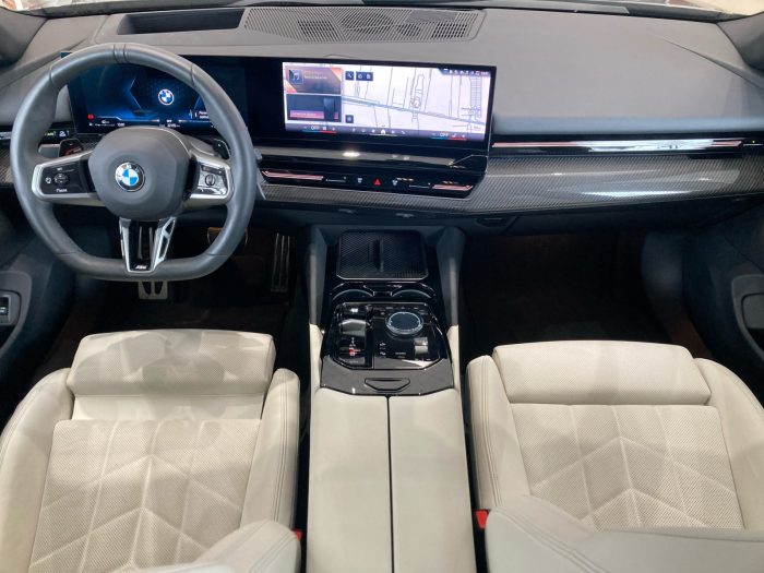 BMW Seria 5, 520D XDRIVE, 2024, 22200 km