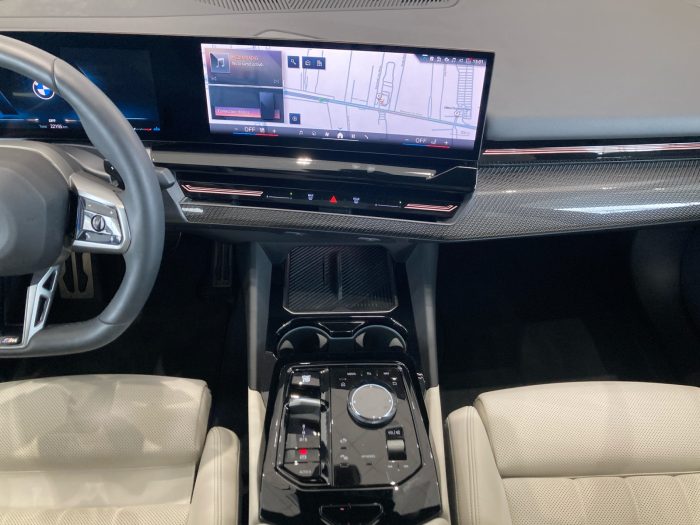 BMW Seria 5, 520D XDRIVE, 2024, 22200 km