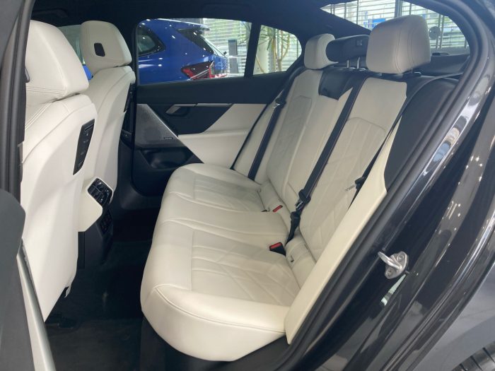 BMW Seria 5, 520D XDRIVE, 2024, 22200 km