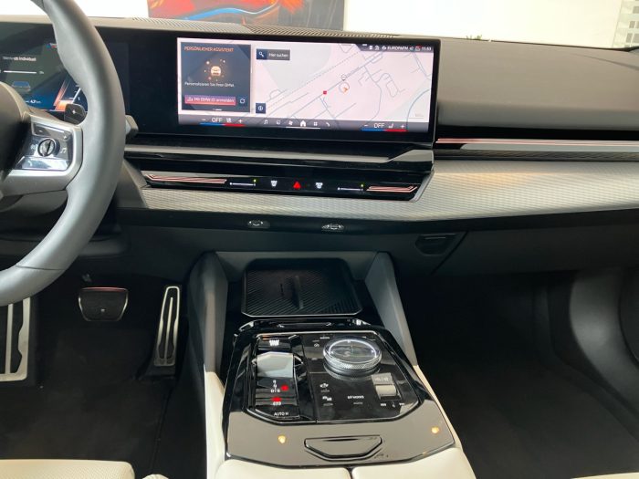 BMW Seria 5, 520D XDRIVE, 2024, 27700 km