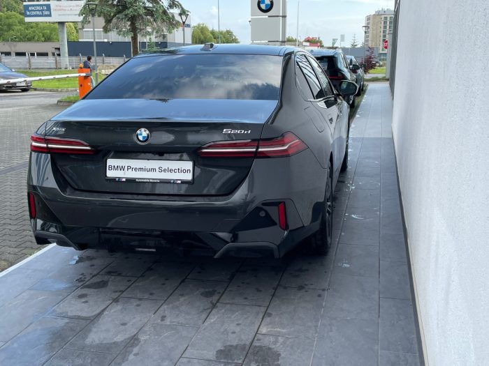 BMW Seria 5, 520D XDRIVE, 2024, 27950 km