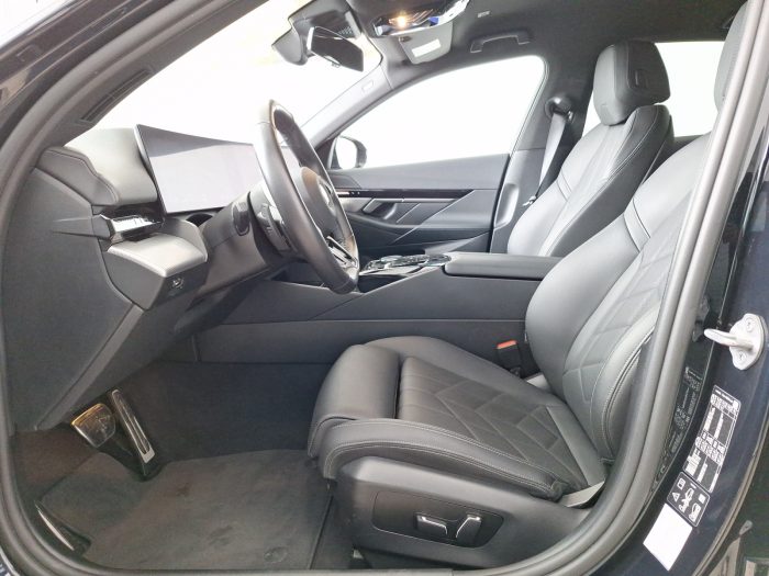 BMW Seria 5, 520D XDRIVE, 2024, 28300 km