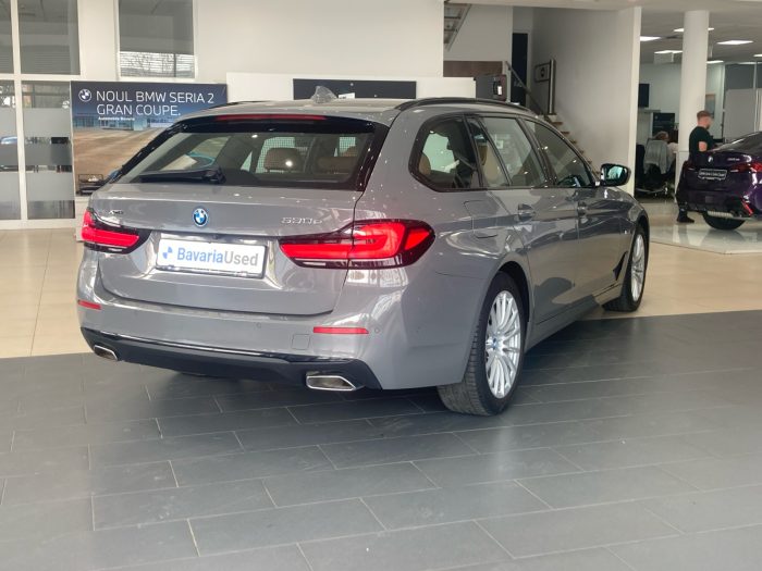 BMW Seria 5, 530E XDRIVE TOURING, 2021, 66400 km