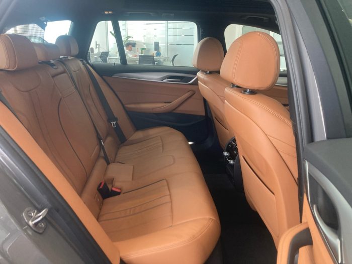 BMW Seria 5, 530E XDRIVE TOURING, 2021, 66400 km