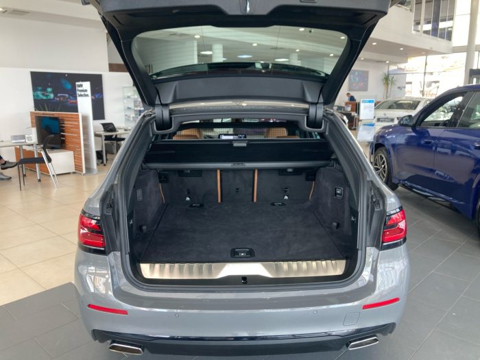BMW Seria 5, 530E XDRIVE TOURING, 2021, 66400 km